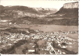 LES ECHELLES ET ENTRE DEUX GUIERS     Vue Aérienne - Les Echelles