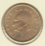 @Y@    Turkije   100 Lira  1988       (2702) - Turquia