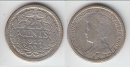 **** PAYS-BAS - NETHERLANDS - 25 CENTS 1917 WILHELMINA I - ARGENT - SILVER **** EN ACHAT IMMEDIAT - 25 Centavos