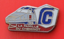 Pin´s Train TGV La Famille Du Cheminot - TGV