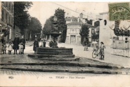 94. Thiais. Place Maurepas - Thiais