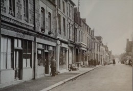 53 LANDIVY  CARTE PHOTO  AUTRE RUE BIS  EPREUVE   AVEC SON NEGATIF D´ORIGINE POUR EDITION DE LA CARTE - Landivy