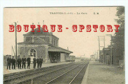 78  TRAPPES < VISUEL UNIQUE Sur D* < GARE Avec Le PERSONNEL Sur Le QUAI < CARTE ECRITE En 1922 < ATTENTE Du TRAIN < DOS - Trappes