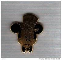 Pin´s  Personnage  BD, ARTHUS  BERTRAND  Doré  MICKEY  Verso  DISNEY - Arthus Bertrand