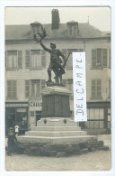 Carte Photo - Breteuil - Le Monument Aux Morts - Breteuil