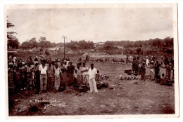 Brazzaville : Un Marché - Brazzaville