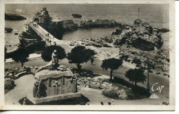 (DD 560) Old Postcard - Carte Ancienne - FRANCE - Biarrtiz Monument Au Morts - Kriegerdenkmal