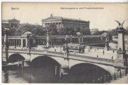 Berlin, Friedrichshain. Nationalgaleria Und Friedrichsbrucke - Friedrichshain