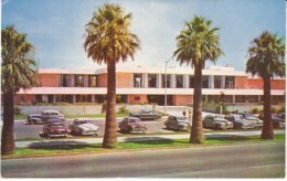 Phoenix Arizona, Public Library And Autos In Parking Lot, C1950s Vintage Postcard - Phönix