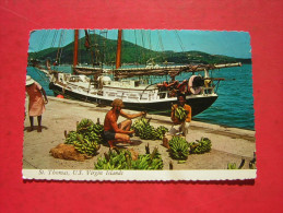 CPM  OU CPSM   ST THOMAS U S VIRGIN ISLANDS  ANIMEE  A TROPICAL SCENE ALONG THE WATERFRONT OF CHARLOTTE AMALIE - Amerikaanse Maagdeneilanden