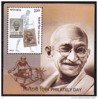 INDIA, 2013,  Philately Day Mahatma Gandhi Spinning Thread On Charkha,   M/s,  MNH , (**) - Mahatma Gandhi