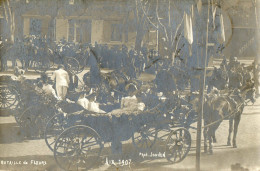 AIX EN PROVENCE (13) Carte Photo Bataille De Fleurs 1907 Attelages Gros Plan - Aix En Provence