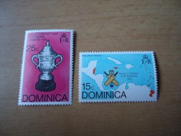 Dominica: MiNr 495-496 Cricket-WM - Dominique (1978-...)