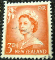 New Zealand 1955 Queen Elizabeth II 3d - Used - Unused Stamps