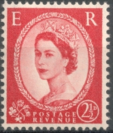 Great Britain  1957 - Queen Elizabeth II  2&1/2d -  Black Graphite Lines  No Phosp. Wmk 308 MNH Scott 321c - Unused Stamps