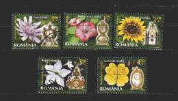 Romania -X- ° 2013 -  Fiori.+ Orologi   5valori. - Gebraucht