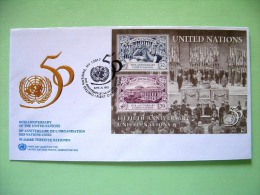 United Nations - New York 1995 FDC Cover - UN 50 Anniv. - Hand Pen Signing - Veterans War Memorial - Souvenir Sheet - Lettres & Documents