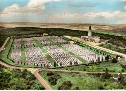 55-VERDUN-CIMETIERE ET OSSUAIRE DE DOUAUMONT-vue Aérienne-guerre 1914/1918-militaire-military - War Cemeteries