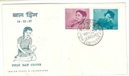 INDIA - FDC 1957 Children's Day - Covers & Documents