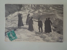 CPA 74 EXCURSIONNISTES SUR LE GLACIER DES BOSSONS PRETRES - Chamonix-Mont-Blanc