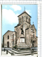 FRONTENAY ROHAN ROHAN  -  L Eglise Et Le  Monument Aux Morts  - Véhicule - Frontenay-Rohan-Rohan