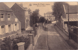 SINT-PIETERS-LEEUW : (centre) - Vue Sur La Cure - Sint-Pieters-Leeuw