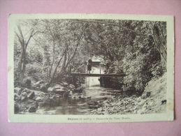 CP BEYNES  PASSERELLE DU VIEUX MOULIN - ECRITE EN 1934 - Beynes