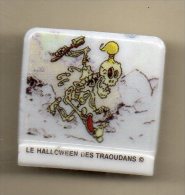 GROSSE Fève LE HALLOWEEN DES TRAOUDANS 1997 Porte Le Miel Sur Toi, Il Te Gardera Loin - Comics