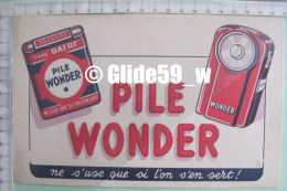 Buvard Pile WONDER, Ne S'use Que Si L'on S'en Sert ! (Pile Et Boîtier) - 1 - Piles