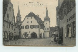 BENFELD  - Alte Schlossgasse Mit Rathaus. - Benfeld