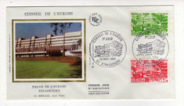 Enveloppe 1er Premier Jour Emission CONSEIL EUROPE STRASBOURG 10 NOVEMBRE 1984 PARIS FDC ILLUSTRATION SOIE - Institutions Européennes