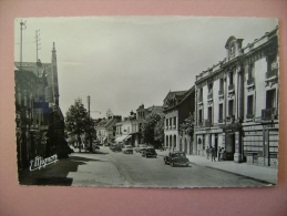 CPSM   LE PERRAY  N°6545  GRANDE RUE  - ECRITE EN 1960 - Le Perray En Yvelines