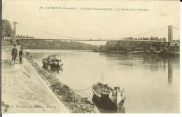 CPA  LA REOLE, Le Grand Pont Suspendu Et Les Bords De La Garonne  9439 - La Réole