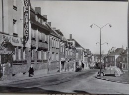 61 LE MERLERAULT RUE PRINCIPALE  CARTE AVEC NEGATIF ORIGINAL POUR LA CREATION DE LA CARTE POSTALE - Le Merlerault