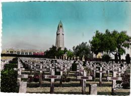 CHAMP DE BATAILLE DE VERDUN ,CIMETIERE MILITAIRE DE L'OSSUAIRE DE DOUAUMONT ,COULEUR   REF 37254 - Soldatenfriedhöfen