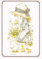 Dessin De Sarah KAY : Petite Fille Au Chapeau Avec Un Caneton Dans Les Mains - Circulée En 1979, 2 Scans - Pintura & Cuadros