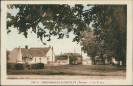 89 EGRISELLES LE BOCAGE / La Place / CARTE COULEUR - Egriselles Le Bocage