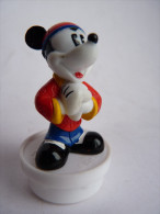 Figurine MICKEY En Costume CHINOIS  - CAPUCHON DE BONBONS SMARTIES 1995-96 - Disney