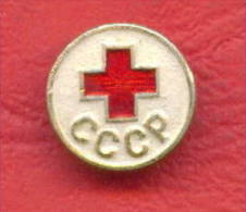 F1738 /  RED CROSS  - Russia Russie Russland Rusland  - Badge Pin - Medizin