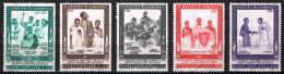 VATICANO - 1965 - NUOVI Sass.404-5, 407-9  Martiri Dell'Uganda - Neufs