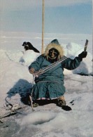 CPA ESKIMO FISHING THROUGH THE ICE - Other & Unclassified