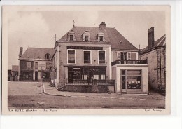 La Suze - La Place , Café Du Commerce / Edition Lemaitre - La Suze Sur Sarthe
