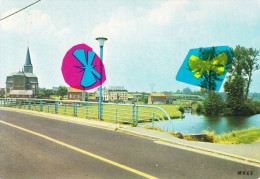 PONT-sur-SAMBRE - La Pont Sur La Sambre - Superbe Carte Colorée Et Glacée - 14,4 Cm X 10,4 Cm - Berlaimont