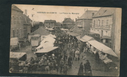 Delcampe - AVESNES LE COMTE - La Place Du Marché - Avesnes Le Comte