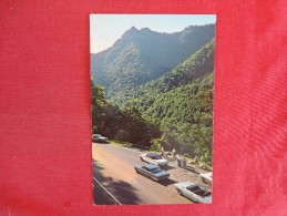 Chimney Tops Seen From Overlook On US 41 Great Smokey Mountains Classic Autos   Not Mailed   Ref 1254 - Smokey Mountains