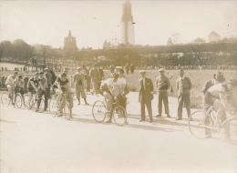 CYCLISME -  Paris -  Photo 13 X 18 Cm, Carton Fort - Wielrennen