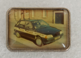 Pin's Citroën . AX . Auto école Sélect .tel :02 99 59 04 18 - Citroën