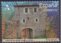 ESPAÑA. SELLO USADO. SERIE ARCOS Y PUERTAS MONUMENTALES AÑO 2014. PUERTA DE SAN LORENZO. LAREDO (CANTABRIA) - Usados