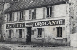 VAUREAL LES DAMES GILLE ANTIQUITES BROCANTE ROUTE NATIONALE 44 CARTE  POSTALE COMMERCANTE - Vauréal