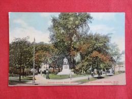 - Michigan > Detroit  Grand Circus Park  Not Mailed  Ref 1259 - Detroit